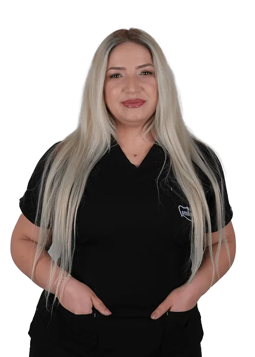 Ebru Şahin, Zahnmedizinische Fachangestellte