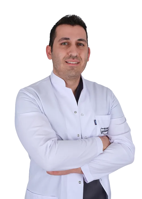 Dt. Halil İbrahim Yıldız, Zahnarzt für ästhetische Zahnmedizin