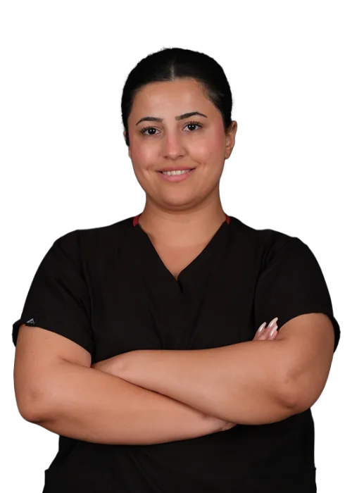 Zeynep Ergün, Zahnmedizinische Fachangestellte